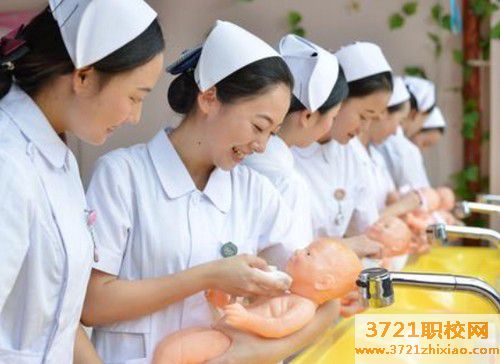 长沙哪些中专学校有助产专业