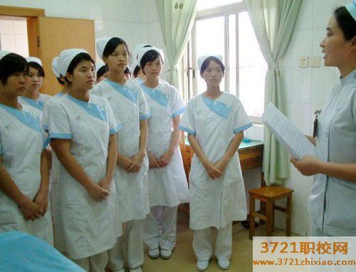 长沙学助产专业哪个学校好