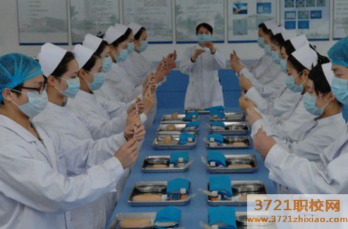 长沙助产专业就业形势及前景好不好