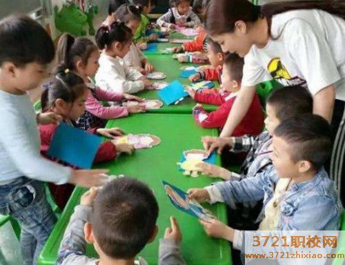 长沙3+2学校里有幼师这个专业吗 