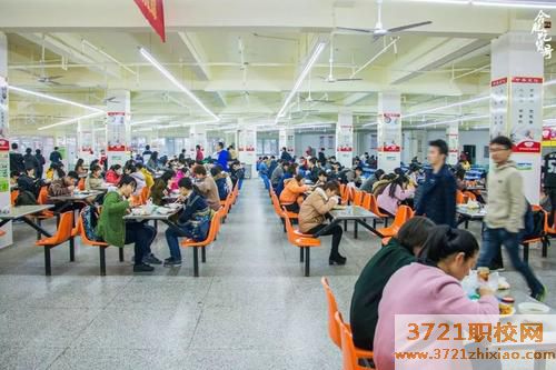 广东省华立技师学院食堂情况