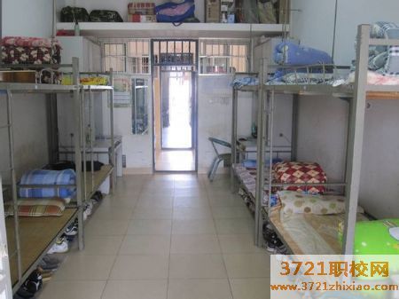 广州市市政职业职业学校宿舍食堂