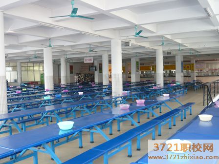 广东省机械技师学院食堂情况
