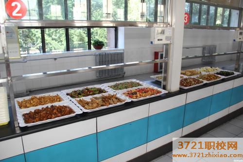 淄博理工学校食堂情况