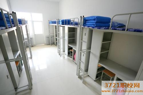 聊城市技师学院食堂情况