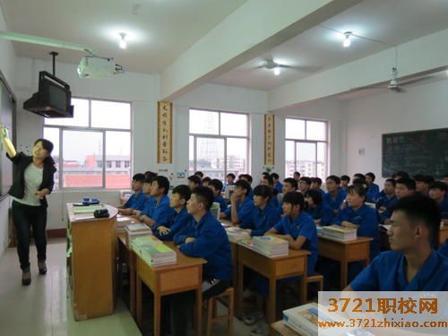 【菏泽技师学院】菏泽工程技师学校学费及收费标准