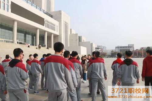 日照市工业学校网站网址是多少