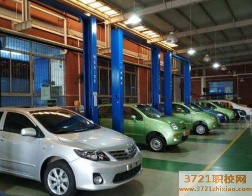 【苏州汽修学校】苏州学汽修费用,需要学多久