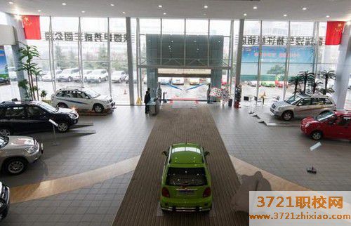 苏州学汽车营销专业选择哪个学校合适？