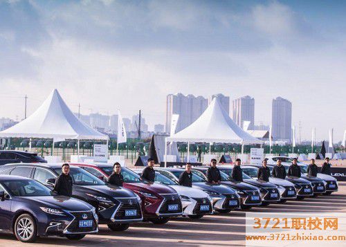 【苏州职业学校】苏州汽车营销专业学费及收费标准