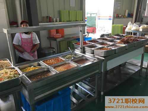 合肥工贸高级技工学校食堂情况