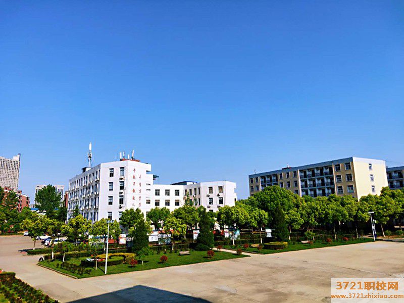 合肥中专飞跃学校学费