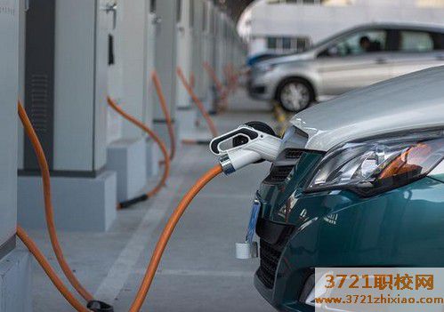 【石家庄汽车技术学校】石家庄新能源汽车技术学校招生分数线及要求