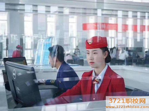 广州初中毕业上什么学校学什么专业可以进铁路局