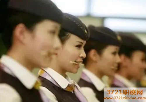 【广州高铁学校】广州高铁学校学费多少钱