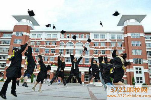 苏州初中毕业可以报考城市轨道交通方面的学校吗