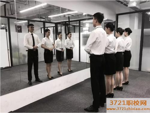 【苏州高铁学校】苏州高铁学校学费多少钱