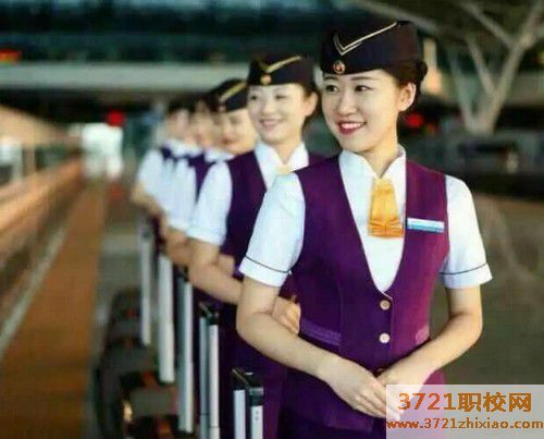 烟台初中想读高铁乘务专业，哪个学校好