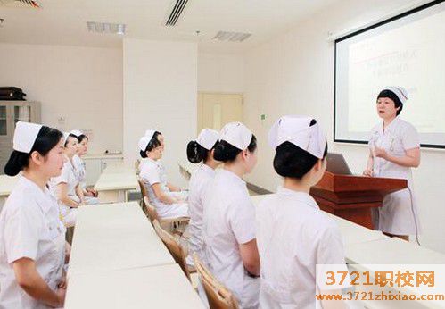 济南卫校学费及收费标准