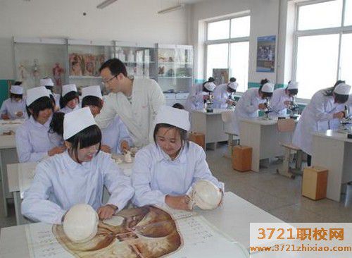 济南卫生学校学制是多久？是几年