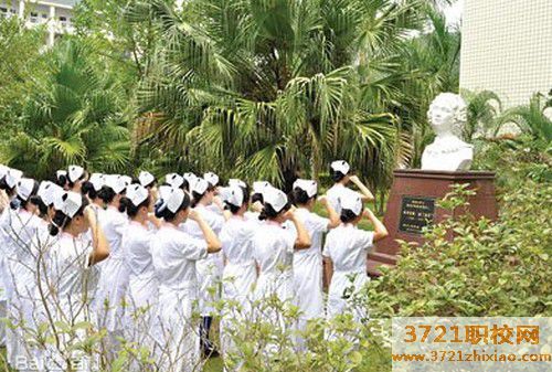 山东地区的卫生学校怎么报名