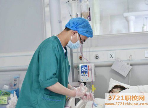 济南男生读护理专业好吗?好就业吗