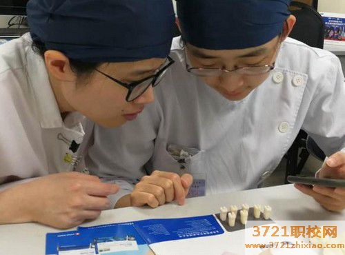 济南口腔专业学校报名条件及报名时间