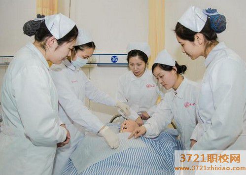 西安卫校一般读几年