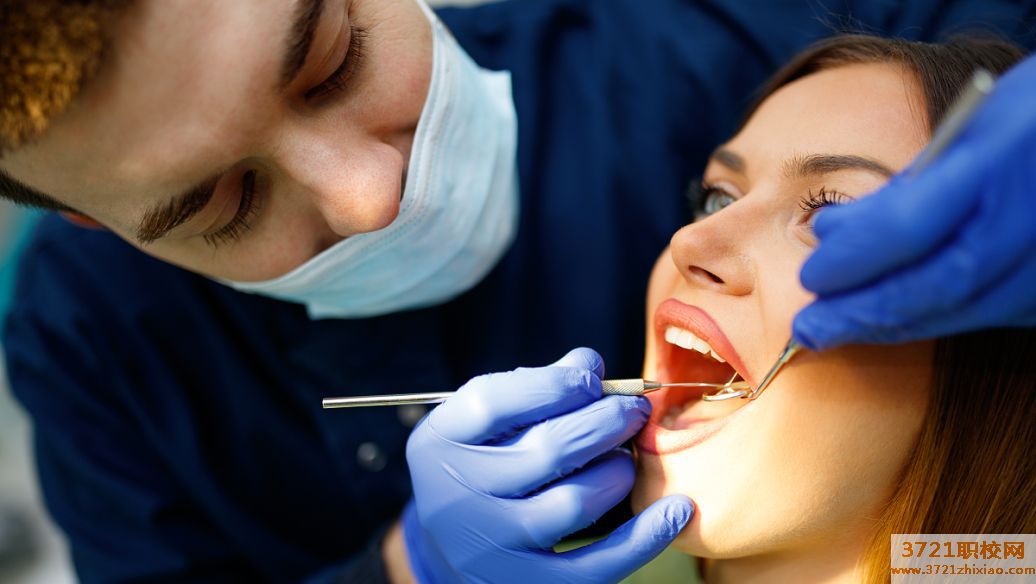 西安2023年公办中专口腔专业