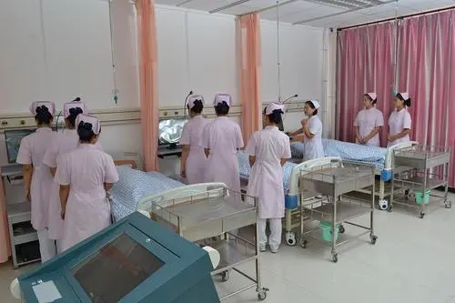 西安2023年有職業(yè)護(hù)理專業(yè)學(xué)校嗎