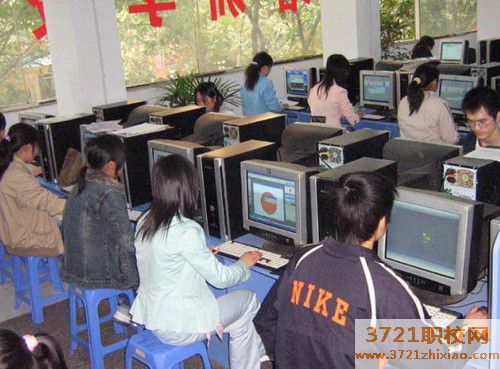 石家庄广告设计学校