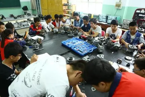 武汉男生读新能源汽车技术专业专业好吗?好就业吗