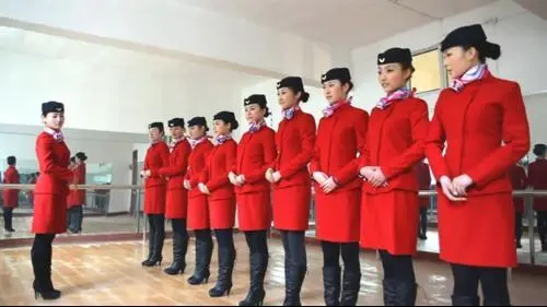 【武汉高铁学校】武汉哪个高铁学校好及录取分数线是多少