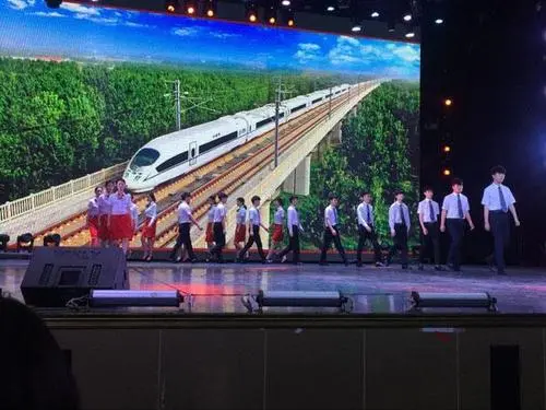 武汉高铁学校排名