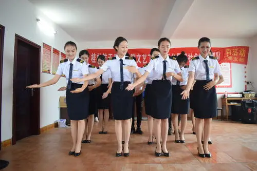 武汉航空服务学校好吗，好不好