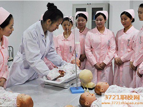 济南比较好的助产专业中专学校