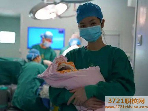 济南助产专业学校报名条件及报名时间