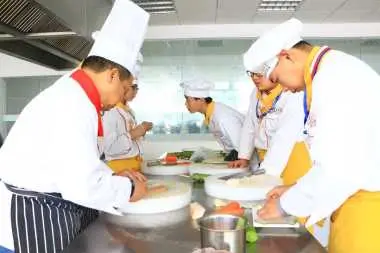 太原学厨师学校哪家好