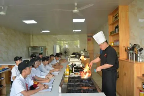 太原学厨师要多久