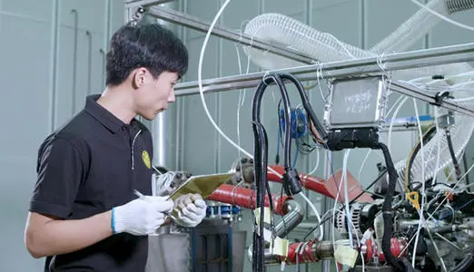 【太原汽车技术学校】太原新能源汽车技术学校学费及收费标准