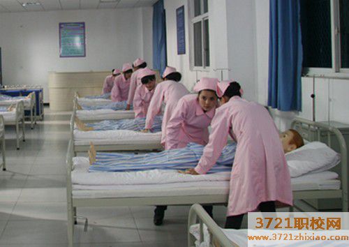 武汉护理学校如何报名及要求