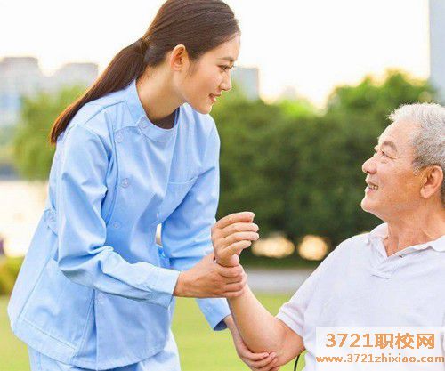 武汉高级护理专业学院