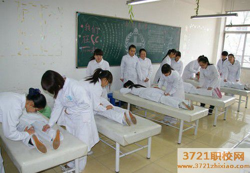 武汉护士学校的分数线