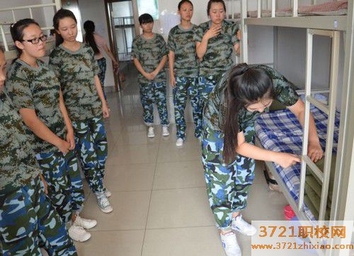 长春市海乘中等职业职业学校宿舍食堂