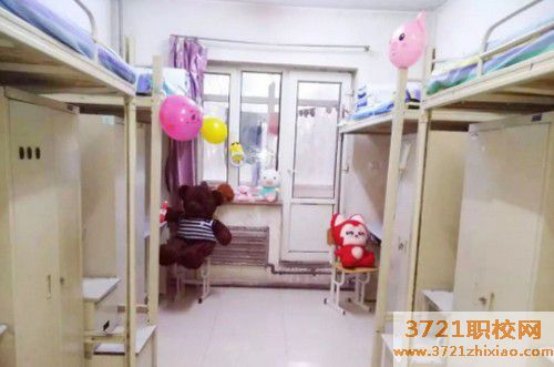 长春精城航空服务中等职业职业学校宿舍食堂