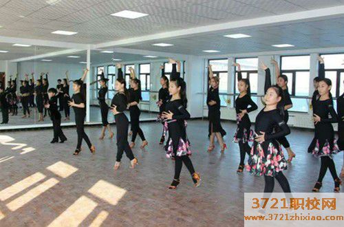 长春民族中专艺术学校都有哪些专业