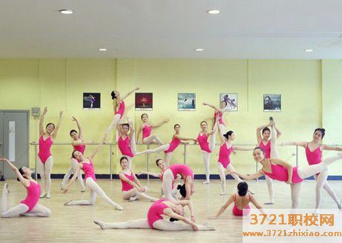 长春民族中专艺术学校学校电话