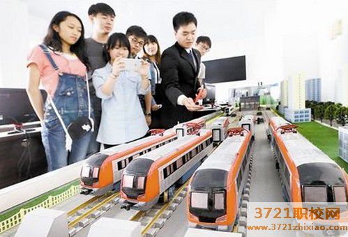 哈尔滨初中毕业可以报考城市轨道交通方面的学校吗