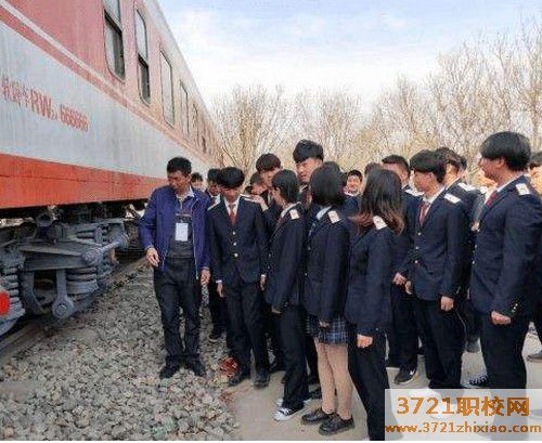 【哈尔滨铁路学校】哈尔滨初中毕业能上哪个铁路学校