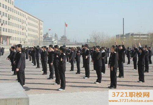 【哈尔滨技校】哈尔滨铁路技校是中专院校还是大专院校